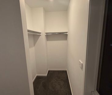 Clyde North - Photo 4