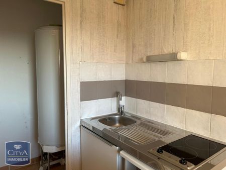 Location Appartement 3 pièces 54m² ST GILLES 30800 - Photo 5