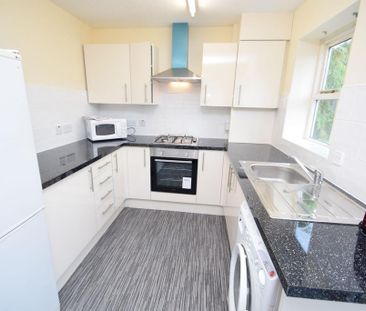 3 bedroom terraced house to rent - Photo 6