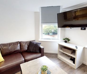 1 Gorsebank Road, Wavertree - Photo 2