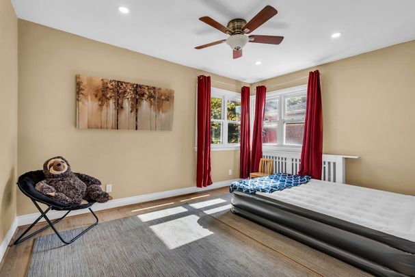 For Lease - 76 Ridge Drive, Oakville, Ontario - Photo 1