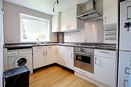 Gallus Close, London, Greater London, N21 1JR - Photo 3