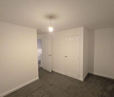 3 bedroom detached house to rent - Photo 2