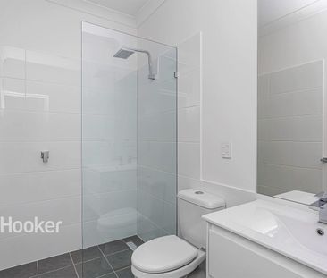 Apartment Style - Spacious Living Townhouse - Photo 5