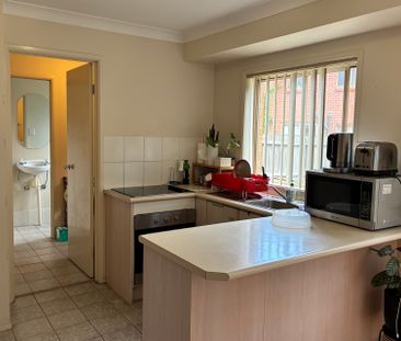 2/32 Hollingsford Crescent, Carrington NSW 2294 - Photo 6