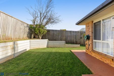 WELL PRESESNTED FAMILY HOME AWAITS! - Photo 5