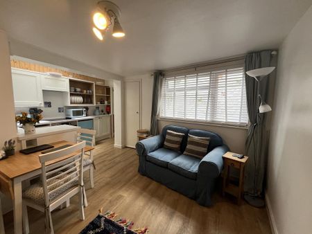 1 bedroom cottage to rent - Photo 2