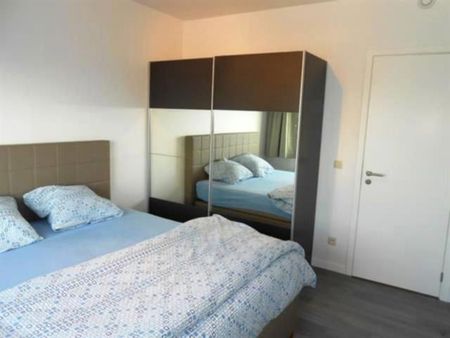 Appartement - à louer - Photo 4