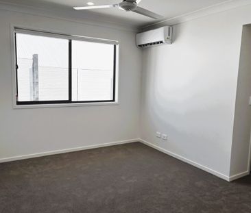 17 Provence Place, Greenbank QLD 4124 - House For Rent | Domain - Photo 4