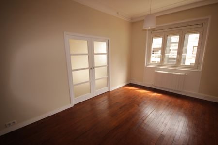 2 pièces en étage élevé, rue La Boetie - Photo 4