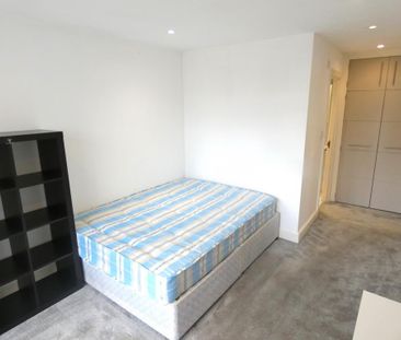 3 bedroom apartment to rent - Photo 5