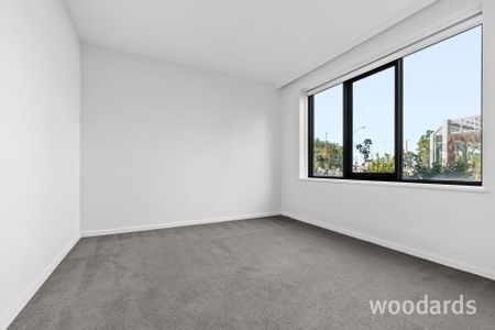 Ideal 1 Bedroom Apartment In The Perfect Location - Photo 4
