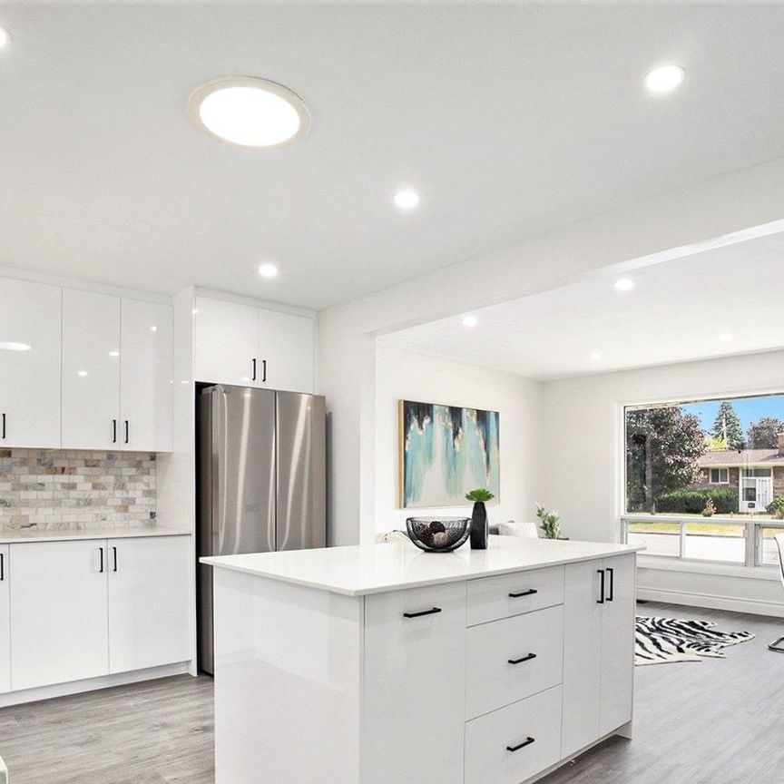 For Lease - 33 Majestic Drive, South of Baseline to Knoxdale, Ontario - Photo 1