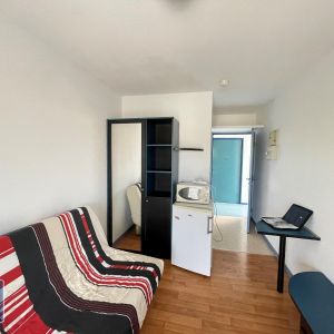 Location Appartement 1 pièce 13m² POITIERS 86000 - Photo 2