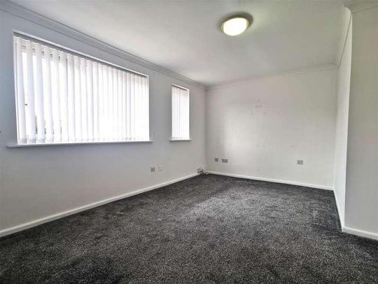 Cheapside, Willenhall, WV13 - Photo 1