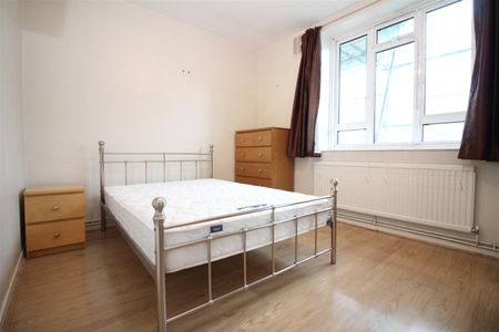 3 Bedroom Flat To Let - Photo 3