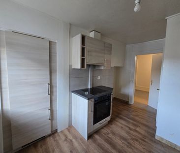 Spacieux appartement de 4 pièces au centre de Fleurier - Photo 4