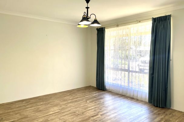 Quiet Cul-De-Sac Living - Photo 1