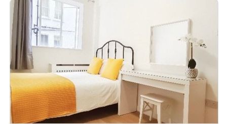 1 Bed Flat, Wallace Court, NW1 - Photo 2