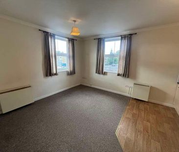 Shirley Road, SO15 - Photo 2