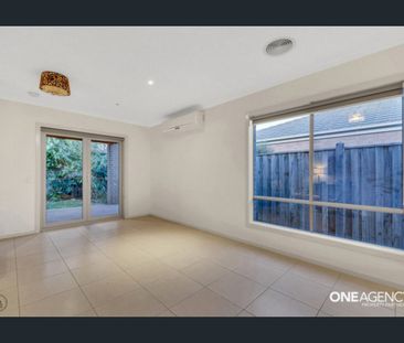 Bright & Stylish Family Home - Photo 4