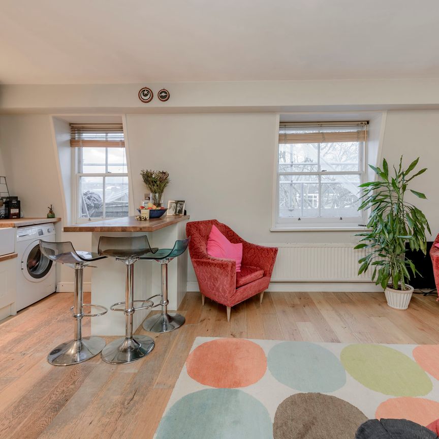 Elsham Road, W14 - Photo 1