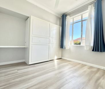 Beautifully presented family home set in prime location, offering b... - Photo 5