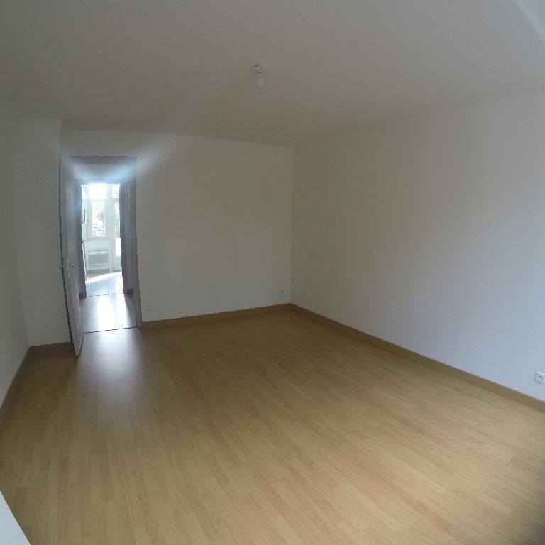 Location Appartement 3 pièces 55m² LA MADELEINE 59110 - Photo 1