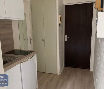 Location Appartement 1 pièce 15m² LILLE 59000 - Photo 2