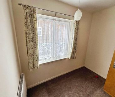 3 bedroom semi-detached house to rent - Photo 6