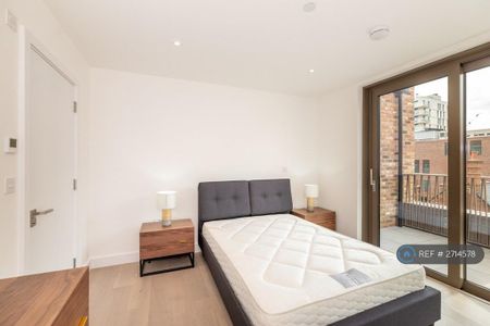 2 bedroom flat to rent - Photo 3