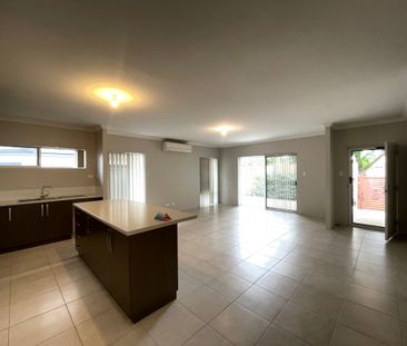 4 x 2 Family Home with Secured Courtyard - Photo 2