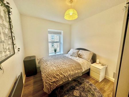 Back Dragon Parade, Harrogate - Photo 3