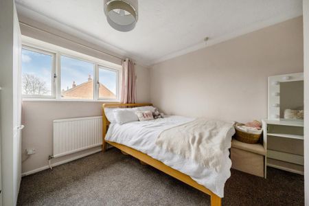 2 bedroom terraced house to rent - Photo 5