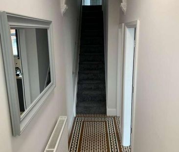 St Lukes Road, Holbeck, Leeds, LS11 - Photo 4