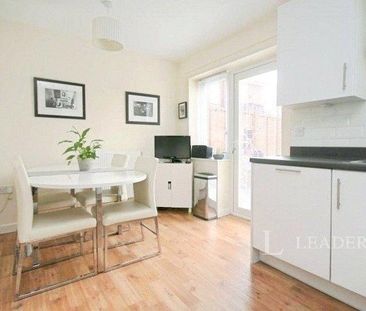 2 bedroom semi-detached house to rent - Photo 4