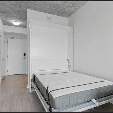 Rent studio near Ontario Tech University / Durham College - Photo 1