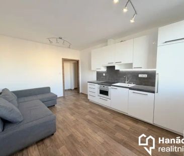 Pronájem, Byt 3+1, 72 m - Fotografie 2