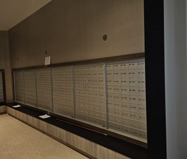 For Lease - 15 Watergarden Drive Unit# 1410, Mississauga, Ontario - Photo 2