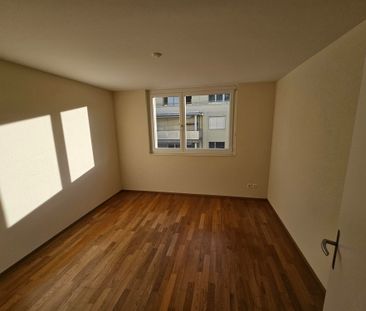 4.5-room apartment in the residential park Leuenfeld - Photo 5