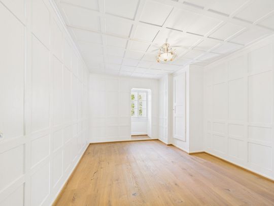 Exklusive Villa mit Seesicht in Sigriswil - Photo 1