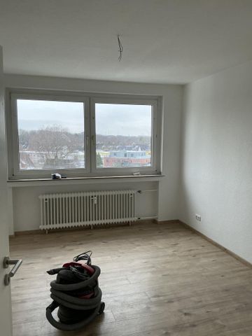 3 Zimmer komplet saniert - Foto 4