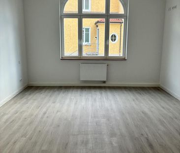 Historische Villa in neuem Glanz - Stilvolles Wohnen in saniertem A... - Photo 2