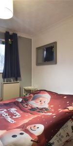 Well presented 1 Bedroom Maisonette to rent in the popular area of Cherry Hinton, Cambridge. Electric Heating. Local amenities close by. Street parking. Unfurnished. - Photo 3