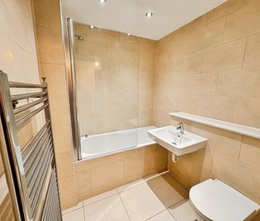 2 bedroom apartment to rent - Photo 3