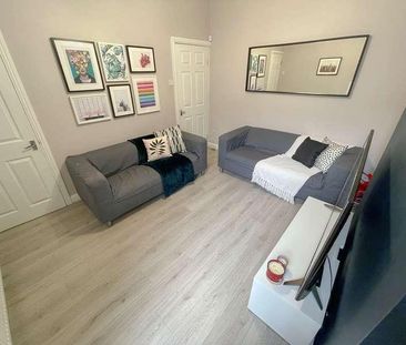 Molyneux Road, L6 - Photo 2