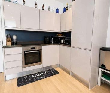 River Court, Sheerwater, Woking, Surrey, GU21 - Photo 3