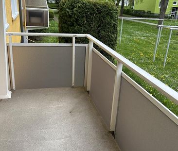 Wohnen im Erdgeschoss mit Balkon!!! - Foto 1