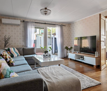 Oriongatan, Märsta - Photo 1