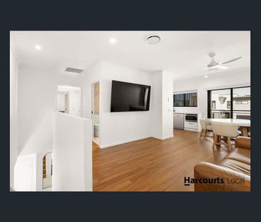 Refined Townhouse Living in Murrumba Downs - Photo 1